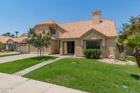 3854 E Tanglewood Dr, Phoenix, AZ 85048