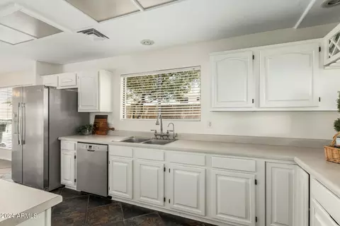3854 E Tanglewood Dr, Phoenix, AZ 85048 photo 19
