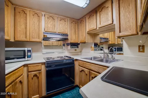 385 W Pierson St #E1, Phoenix, AZ 85013 photo 12