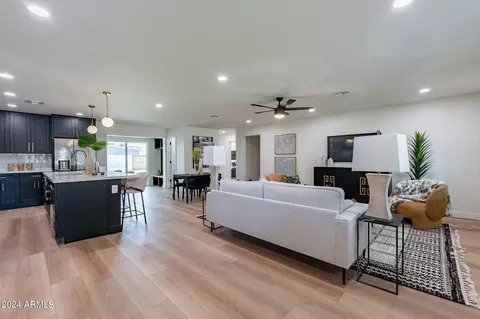 246 S Wilbur Ave, Gilbert, AZ 85233 photo 6