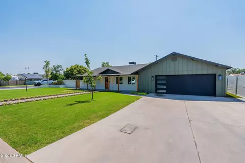246 S Wilbur Ave, Gilbert, AZ 85233 photo 4