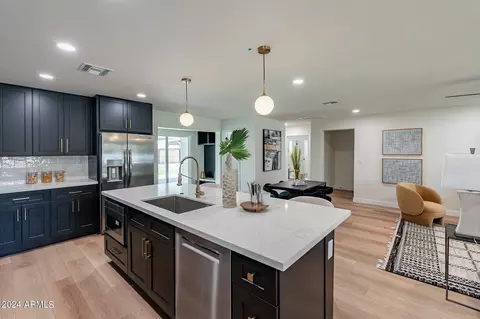 246 S Wilbur Ave, Gilbert, AZ 85233 photo 12