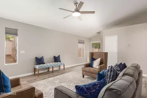2135 E Danbury Rd, Phoenix, AZ 85022 photo 10
