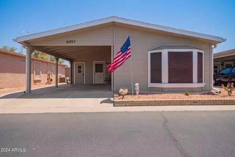 6097 S Oakmont Dr, Chandler, AZ 85249