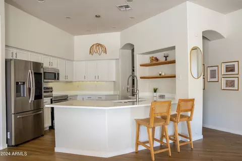 2223 E Valencia Dr, Phoenix, AZ 85042 photo 5