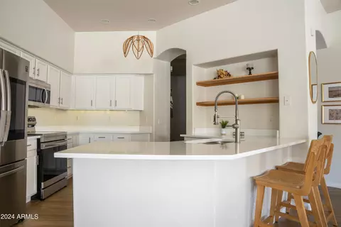 2223 E Valencia Dr, Phoenix, AZ 85042 photo 4