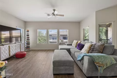 20121 N 76th St N #2051, Scottsdale, AZ 85255