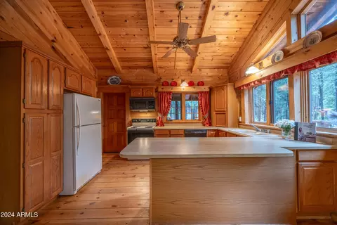3666 Larson Loop, Forest Lakes, AZ 85931 photo 32