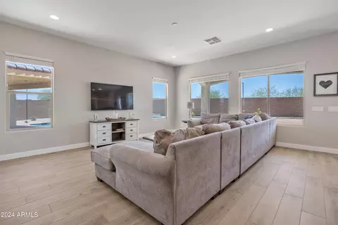 3523 E Cashman Dr, Phoenix, AZ 85050 photo 16