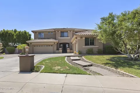 1937 W Tombstone Trl, Phoenix, AZ 85085