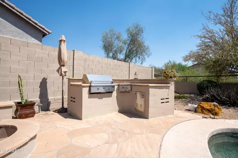 7517 E Tyndall Cir, Mesa, AZ 85207 photo 9