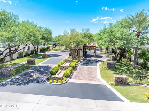 3309 E Hope Cir #42, Mesa, AZ 85213