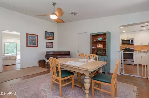 5625 S 27th Pl, Phoenix, AZ 85040 photo 11