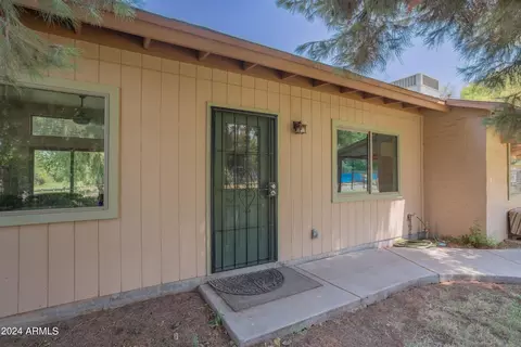 5625 S 27th Pl, Phoenix, AZ 85040 photo 6