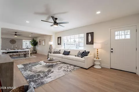 2302 E Palm Ln, Phoenix, AZ 85006 photo 20
