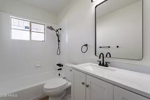 2302 E Palm Ln, Phoenix, AZ 85006 photo 4