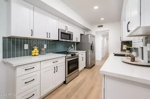 100 W Maryland Ave #O1, Phoenix, AZ 85013