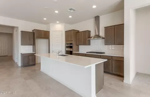 791 W Rock Needle Trl, Apache Junction, AZ 85120 photo 8