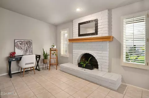 108 E Helena Dr, Phoenix, AZ 85022 photo 5