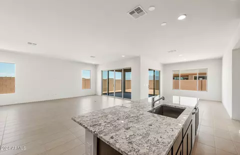 870 W Flatiron Trl, Apache Junction, AZ 85120 photo 19