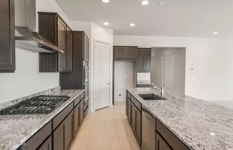870 W Flatiron Trl, Apache Junction, AZ 85120 photo 11