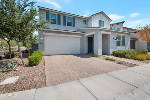 1270 E Springfield Pl, Chandler, AZ 85286