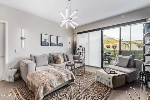 2300 E Campbell Ave #122, Phoenix, AZ 85016