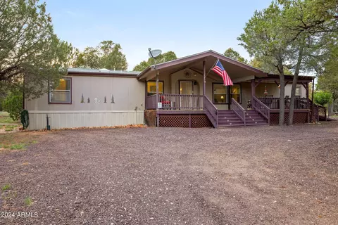 3020 Aspen Rd, Overgaard, AZ 85933 photo 6