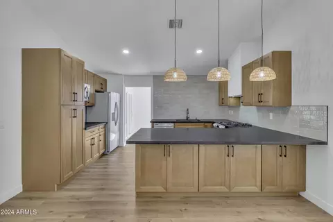 2734 N Rugby Cir, Mesa, AZ 85215
