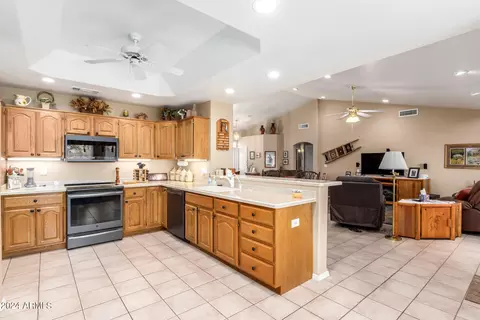 10843 E Kiva Ave, Mesa, AZ 85209 photo 13