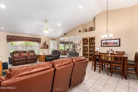 10843 E Kiva Ave, Mesa, AZ 85209 photo 5