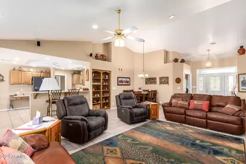 10843 E Kiva Ave, Mesa, AZ 85209 photo 7