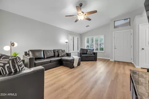 20007 N 20th Way, Phoenix, AZ 85024 photo 5