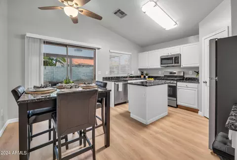 20007 N 20th Way, Phoenix, AZ 85024 photo 7