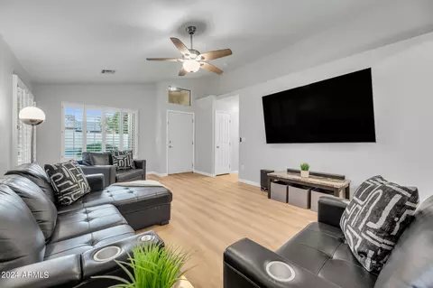 20007 N 20th Way, Phoenix, AZ 85024 photo 4