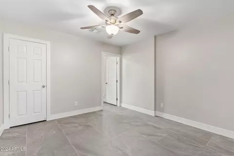 1941 E Mitchell Dr, Phoenix, AZ 85016 photo 13