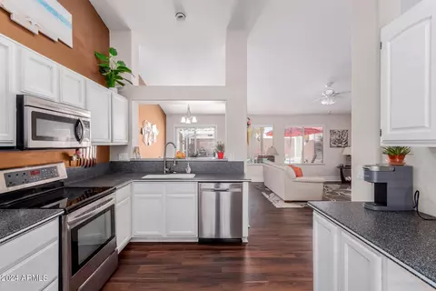 655 E Ivanhoe St, Chandler, AZ 85225 photo 17