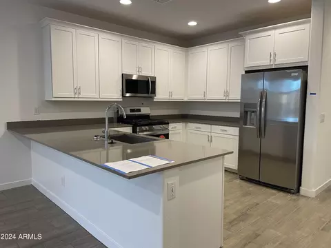 3040 E Frontiersman Ln, San Tan Valley, AZ 85140