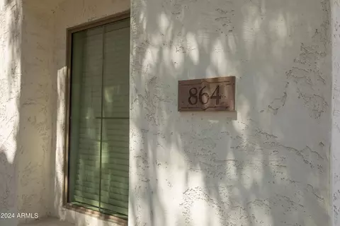864 S Colonial Dr, Gilbert, AZ 85296 photo 6