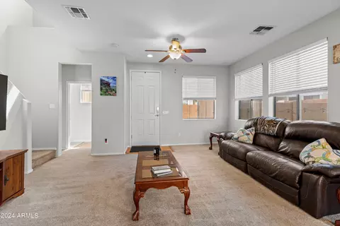 864 S Colonial Dr, Gilbert, AZ 85296 photo 9