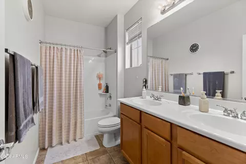 864 S Colonial Dr, Gilbert, AZ 85296 photo 28