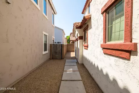 864 S Colonial Dr, Gilbert, AZ 85296 photo 36