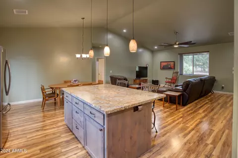4380 W Eagle St, Show Low, AZ 85901 photo 8