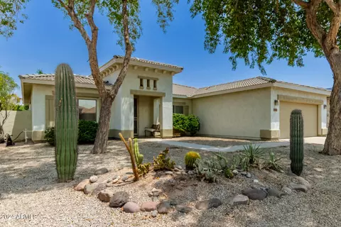 17760 W Ivy Ln, Surprise, AZ 85388