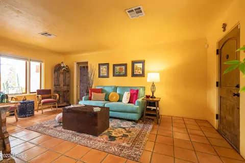 1409 E Diamond St, Phoenix, AZ 85006 photo 9