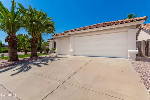 4626 E Villa Maria Dr, Phoenix, AZ 85032 photo 13