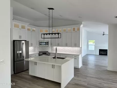 4626 E Villa Maria Dr, Phoenix, AZ 85032 photo 9