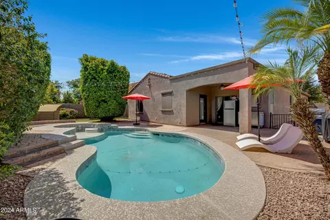 1311 E Strawberry Dr, Gilbert, AZ 85298 photo 4