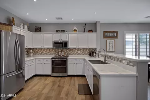 1311 E Strawberry Dr, Gilbert, AZ 85298 photo 8
