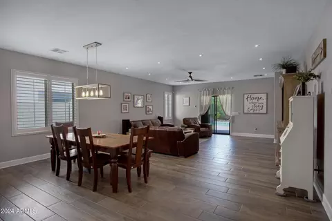 1311 E Strawberry Dr, Gilbert, AZ 85298 photo 10